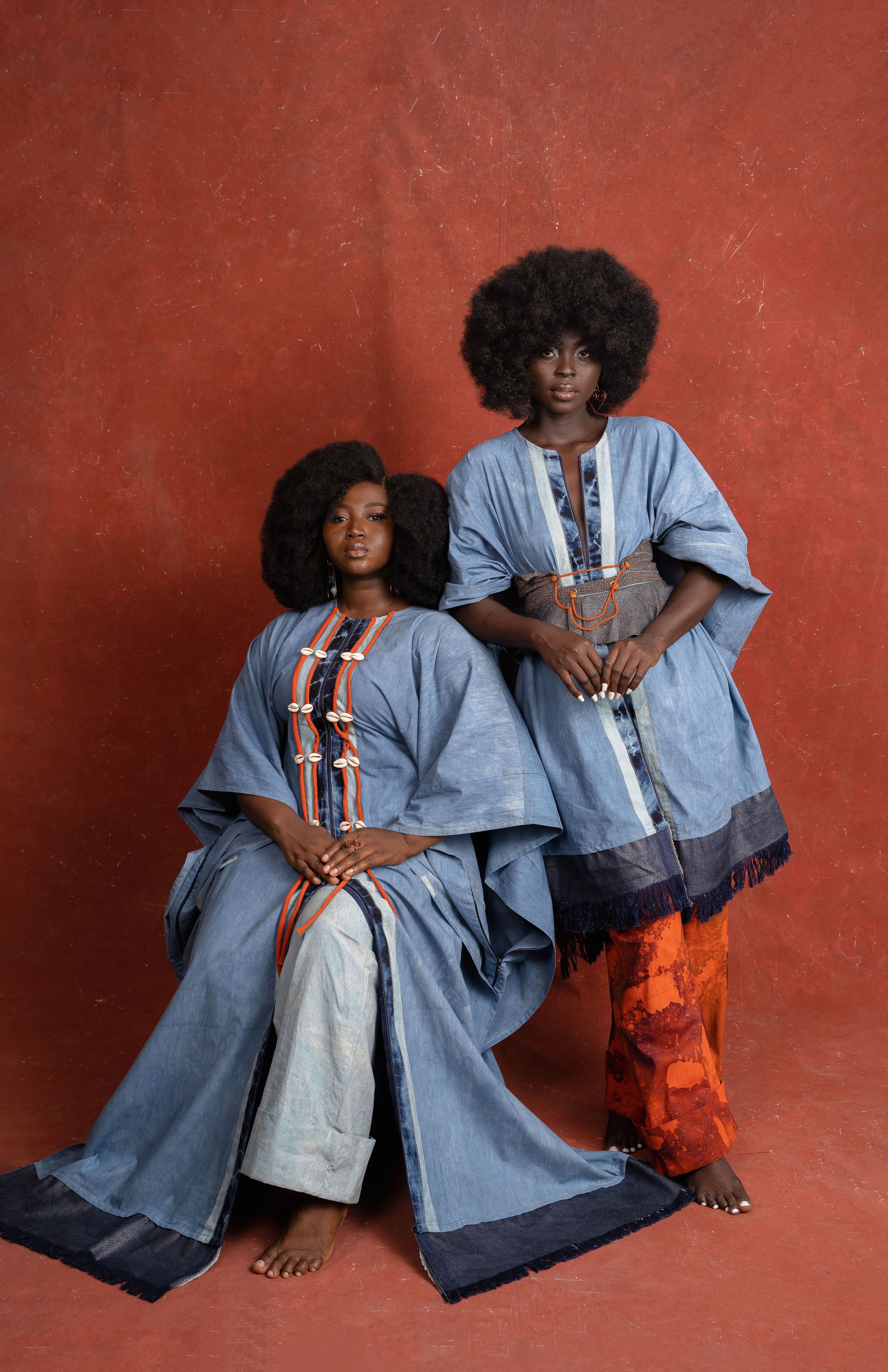 MAYA > Njeri Short Cape Top