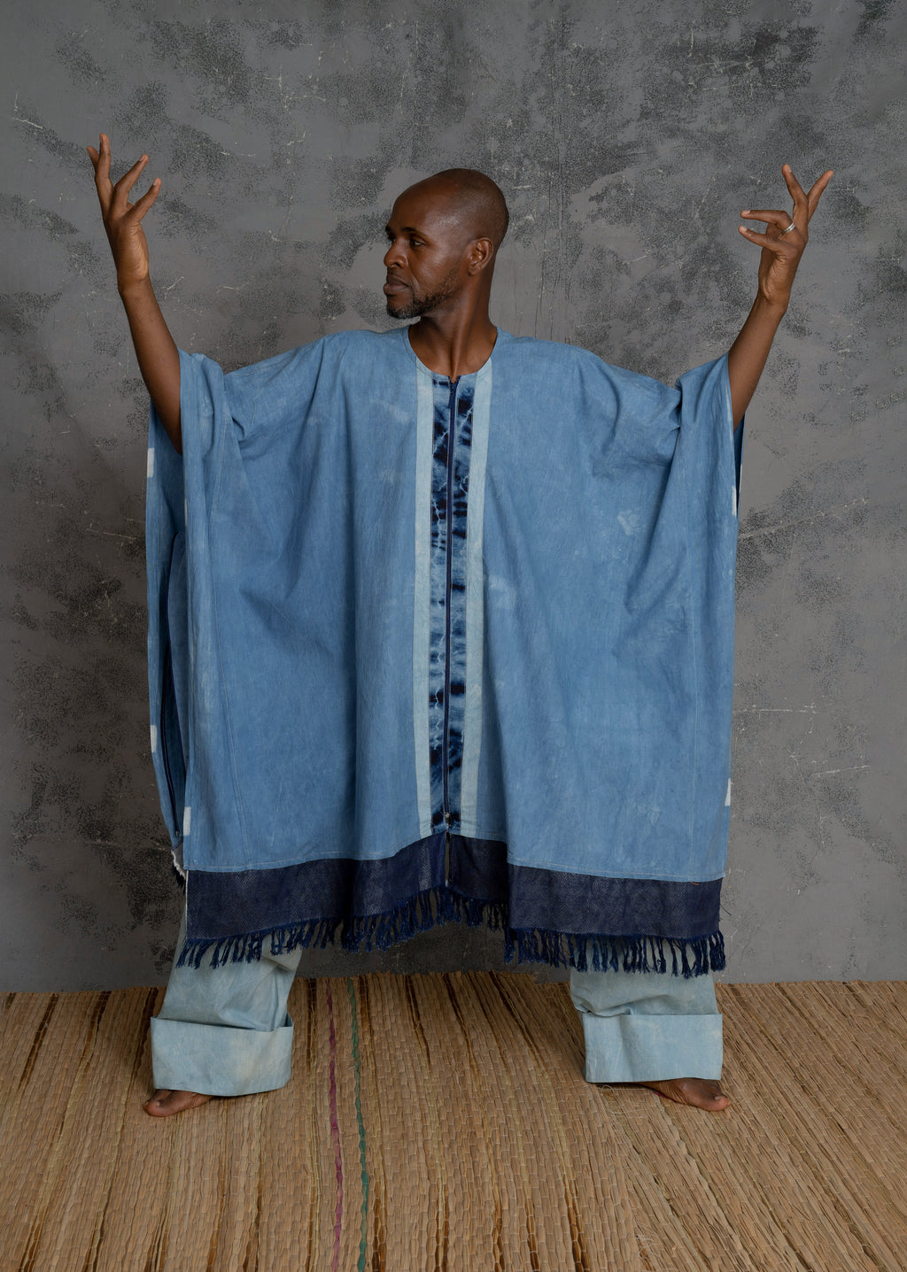 MAYA > Njeri Short Cape Top