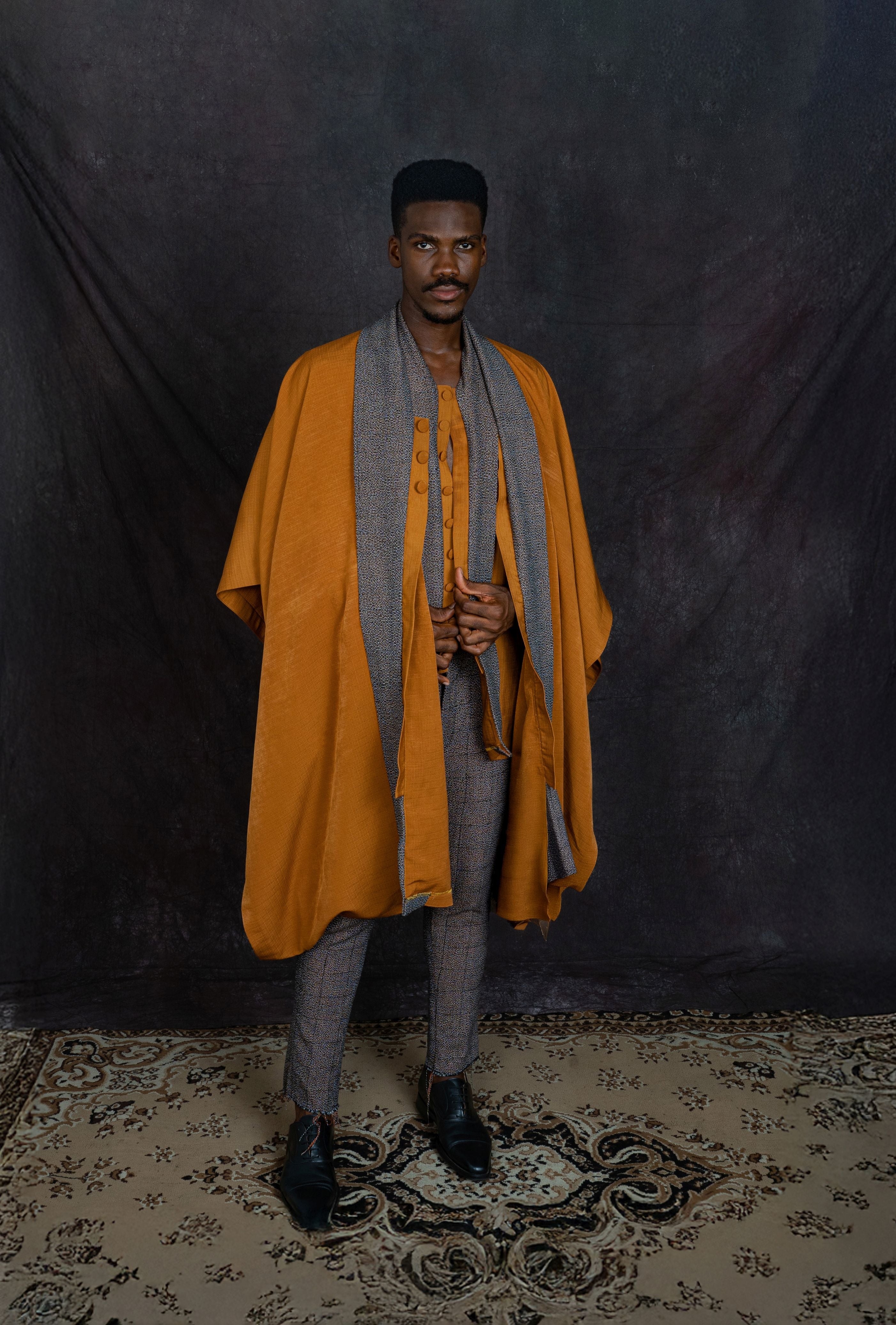MAYA Nimpong Shawl Collar Kaftan
